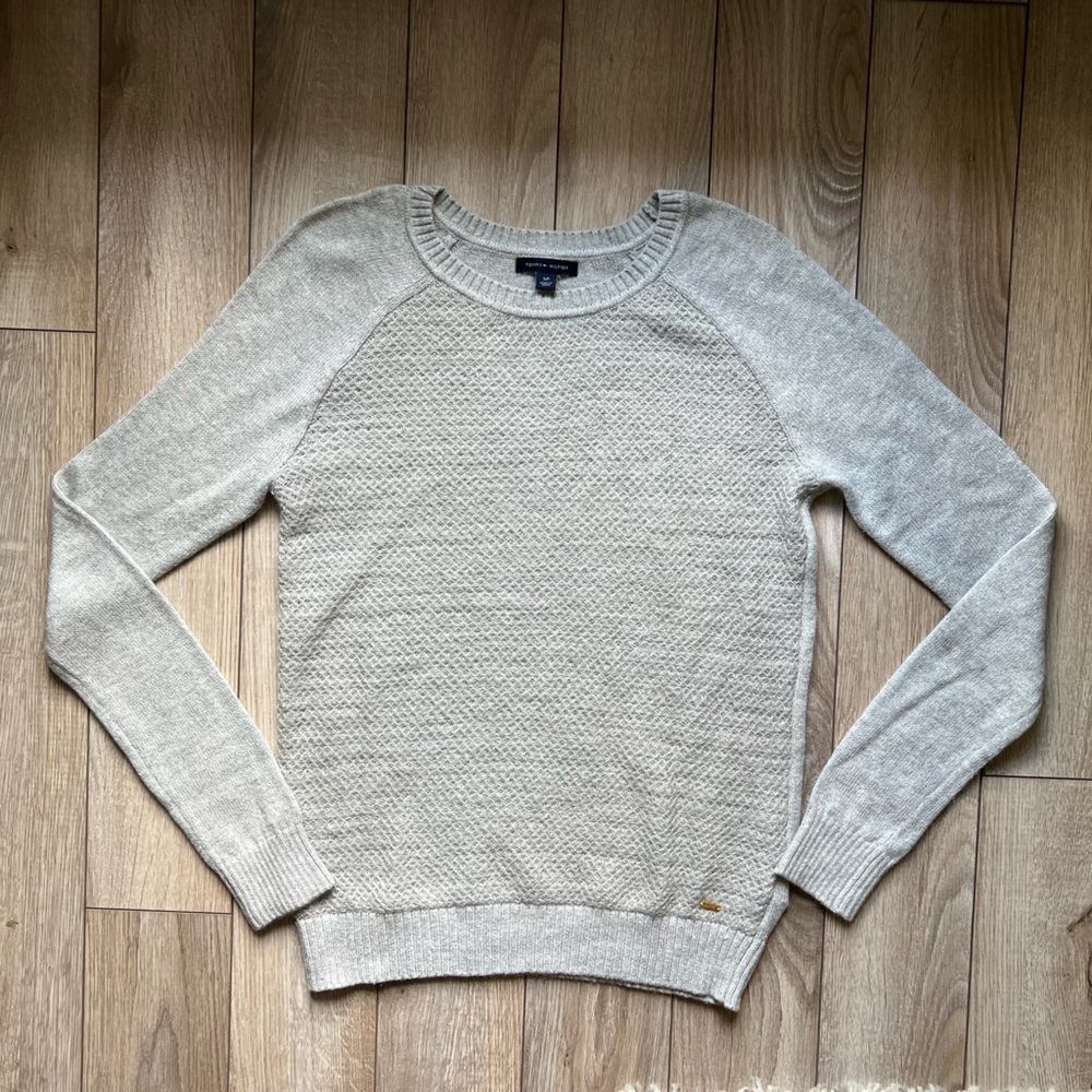 Tommy Hilfiger Knit Sweater Size Small